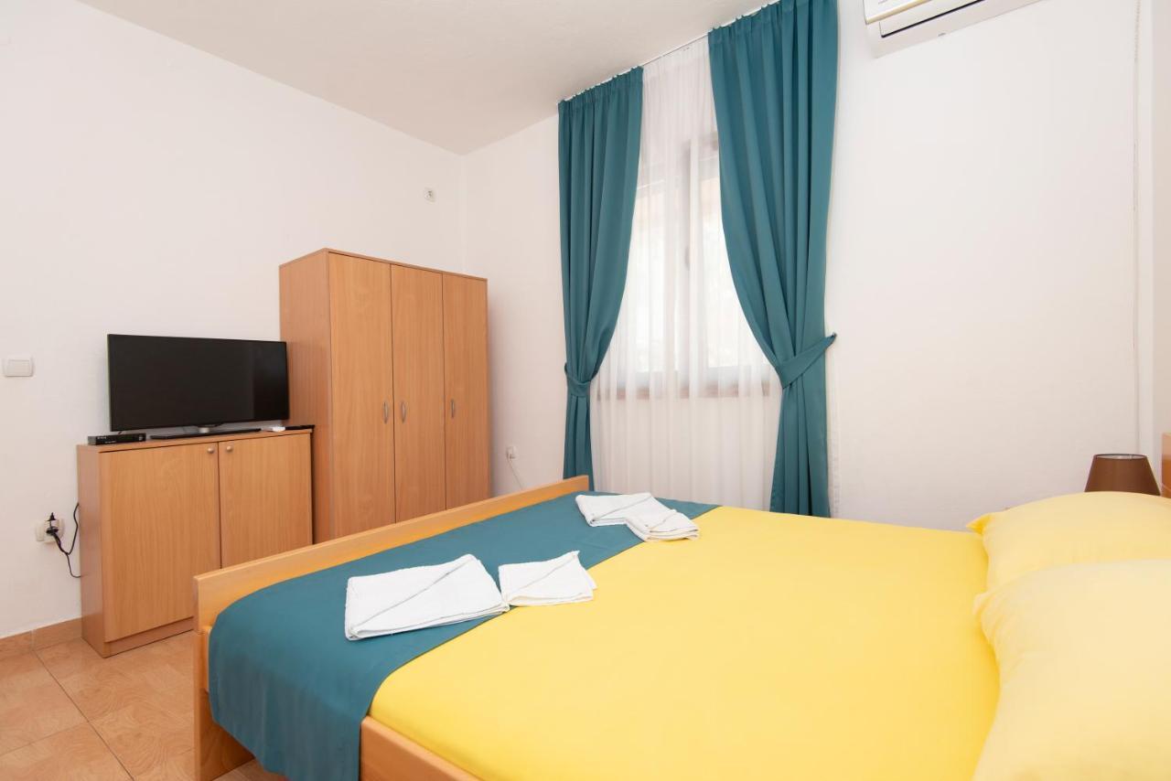 Apartments Kiki Cattaro Esterno foto